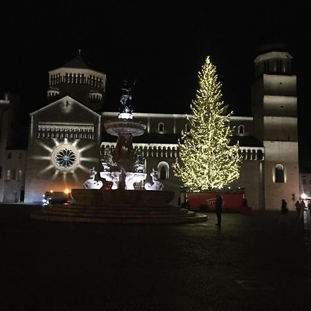 Al Vicolo Panzió Trento Kültér fotó